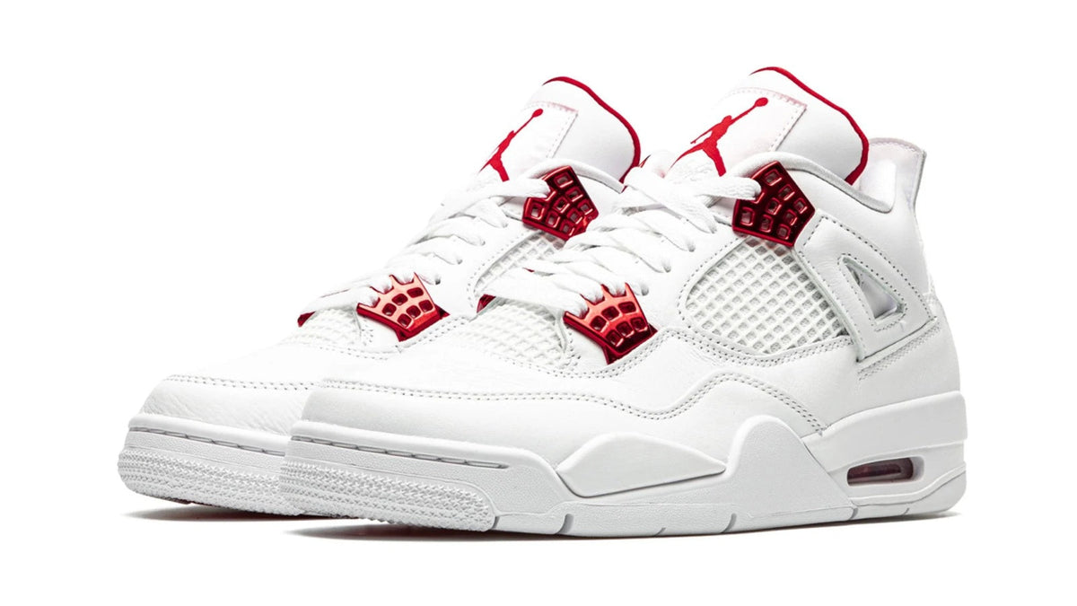 Air Jordan 4 Retro "Metallic Pack - University Red"