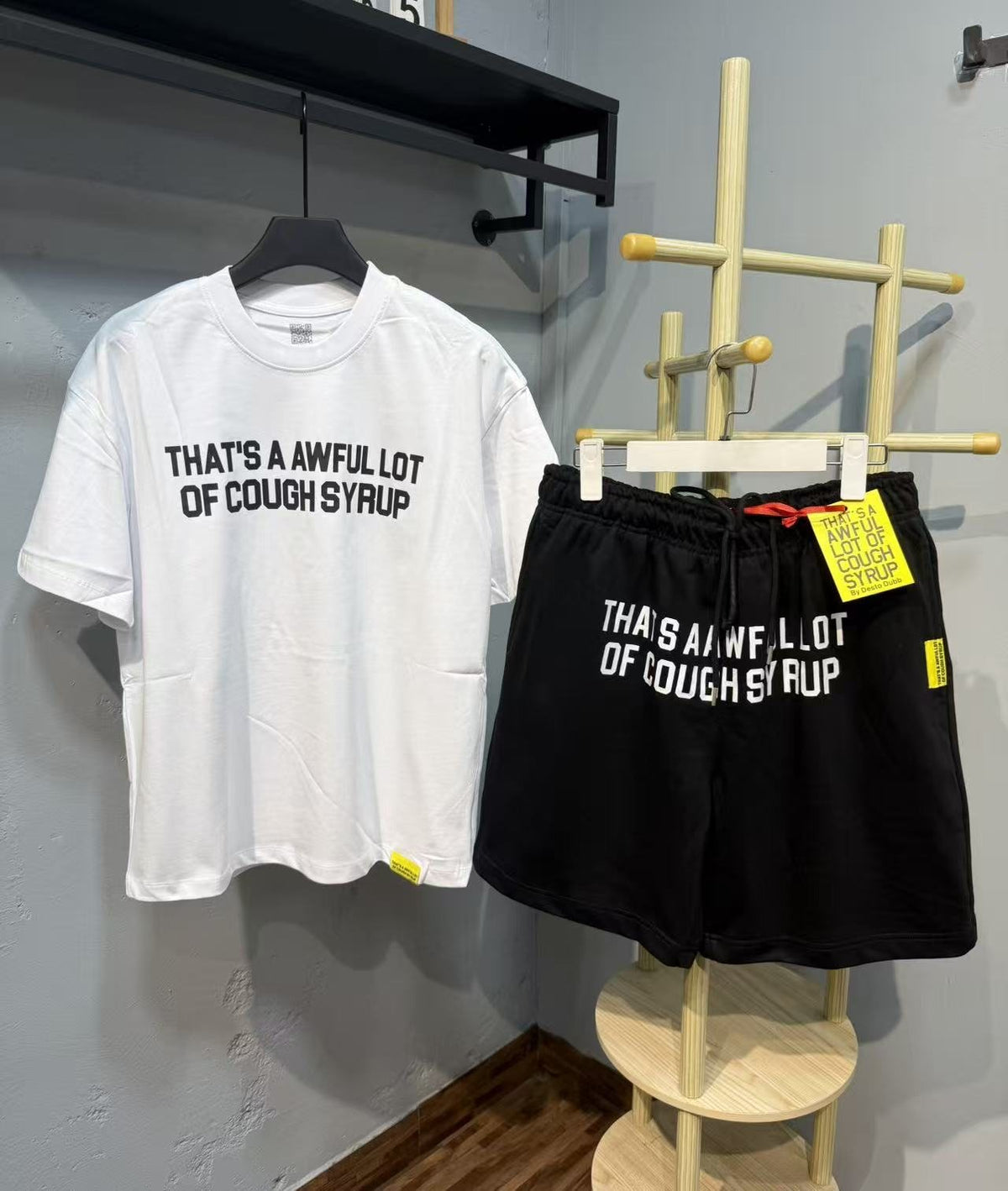 THAT'S A AWFUL LOT OF COUGH SYRUP Short-Sleeve Set