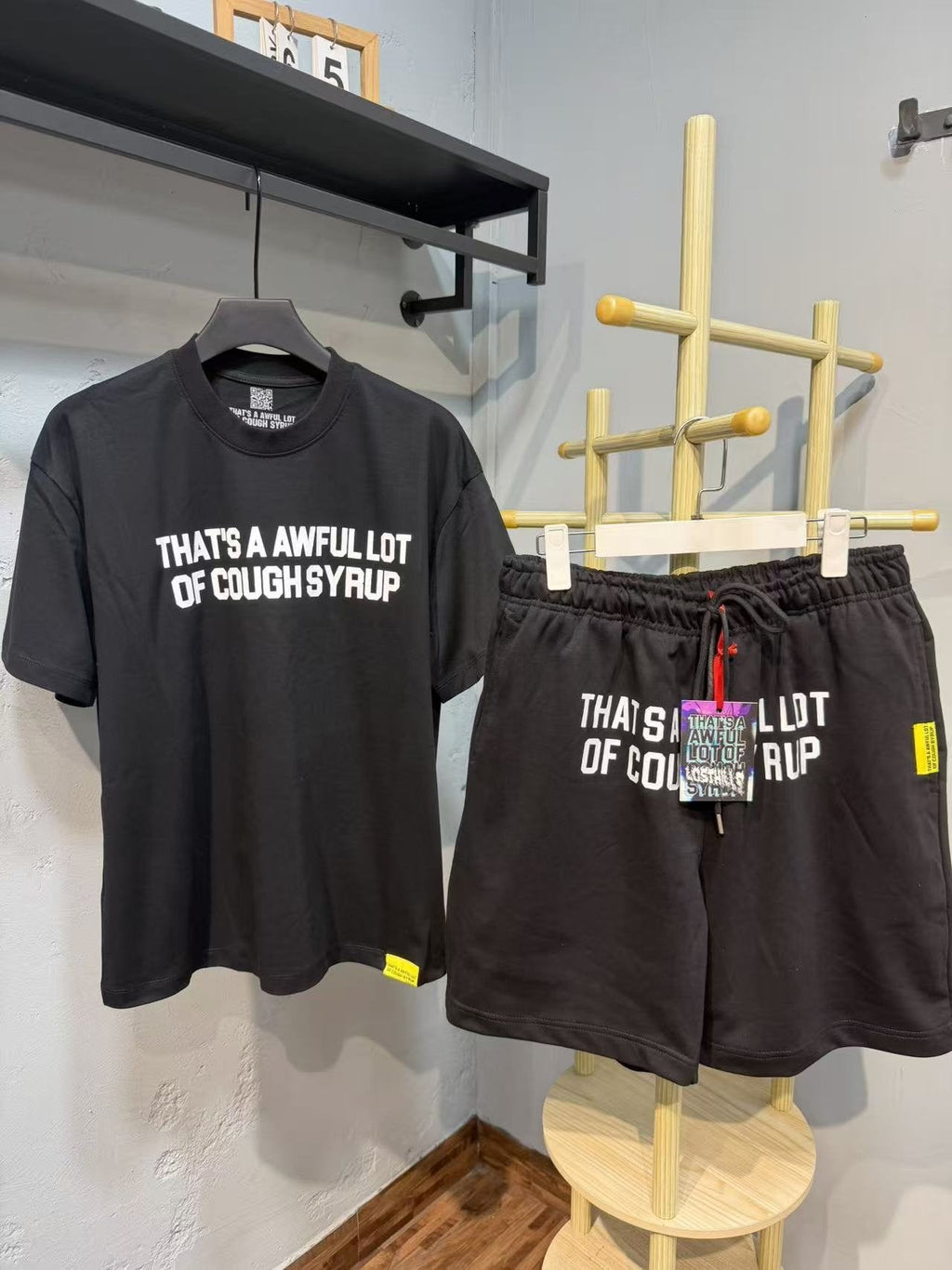 THAT'S A AWFUL LOT OF COUGH SYRUP Short-Sleeve Set