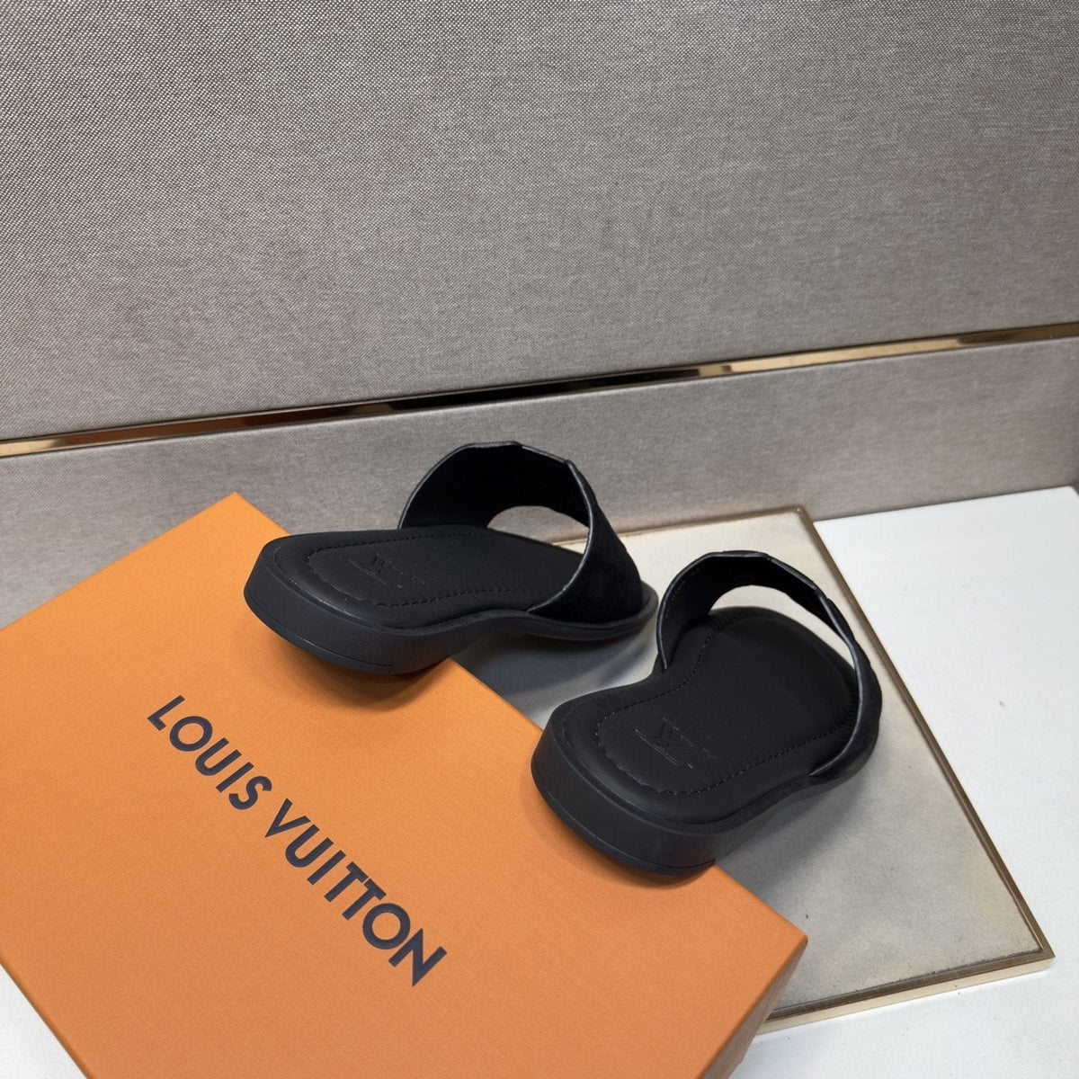 Louis Vuitton Men's Black Logo Slide Sandals - Contoured Footbed