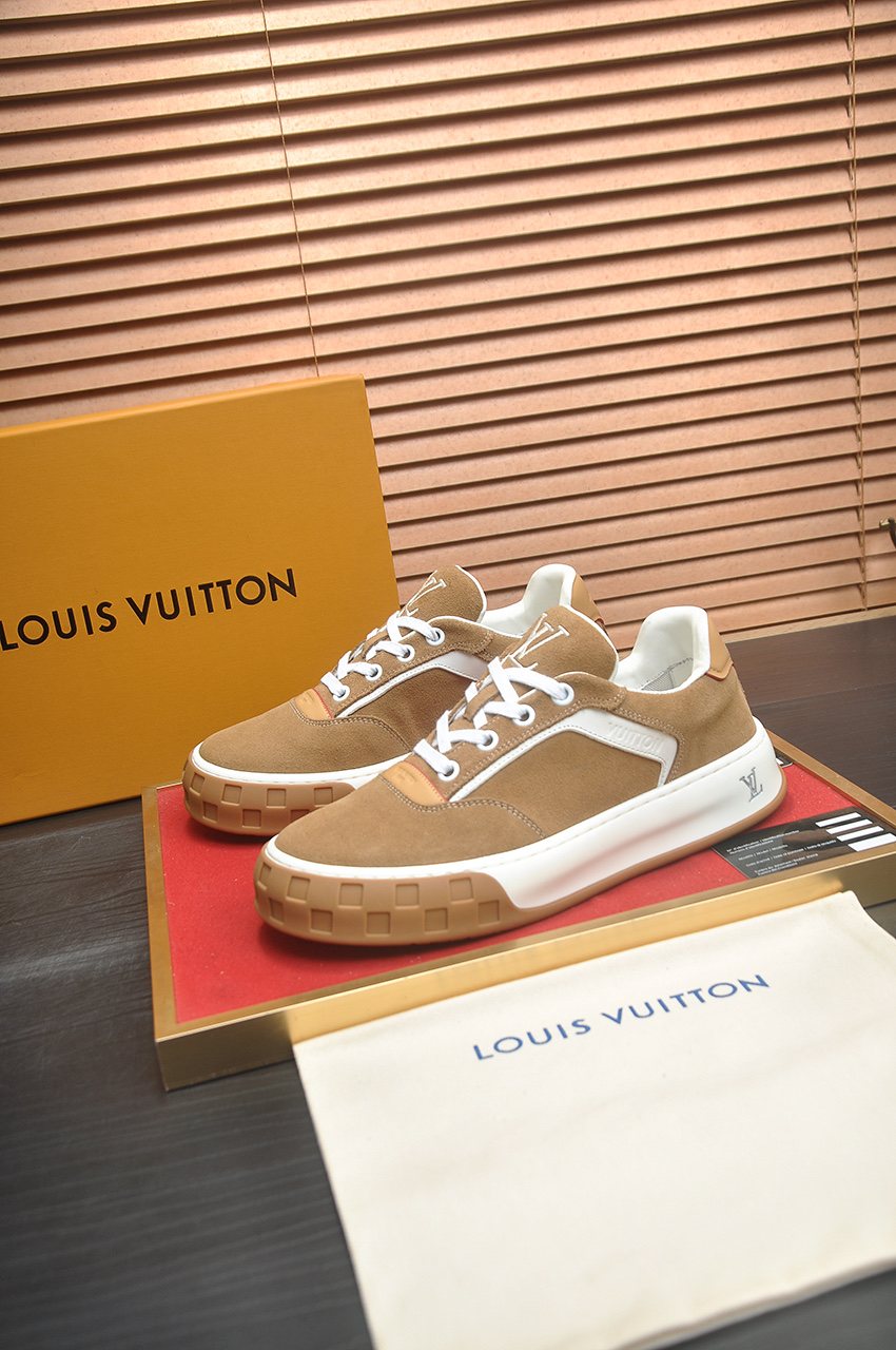 Louis Vuitton Paneled Low-Top Sneakers - Lug Sole