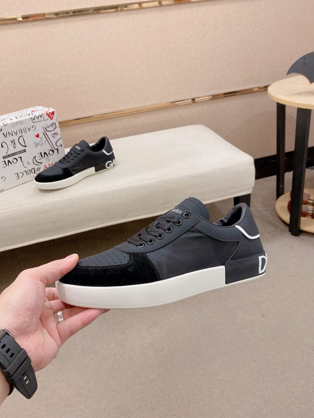 Dolce & Gabbana Contrast Low-Top Sneakers