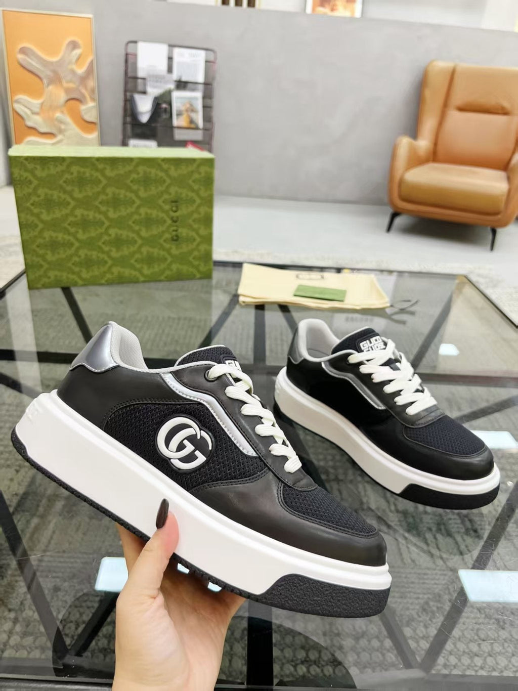 Gucci Low-Top Sneakers